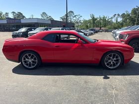 Used 2022 Dodge Challenger GT RWD image 4