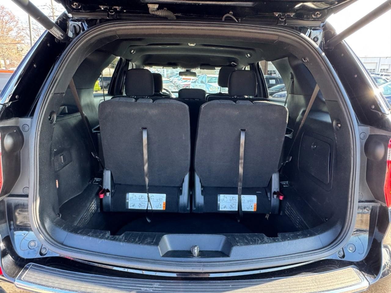 Used 2018 Ford Explorer XLT w/ Equipment Group 201A image 6