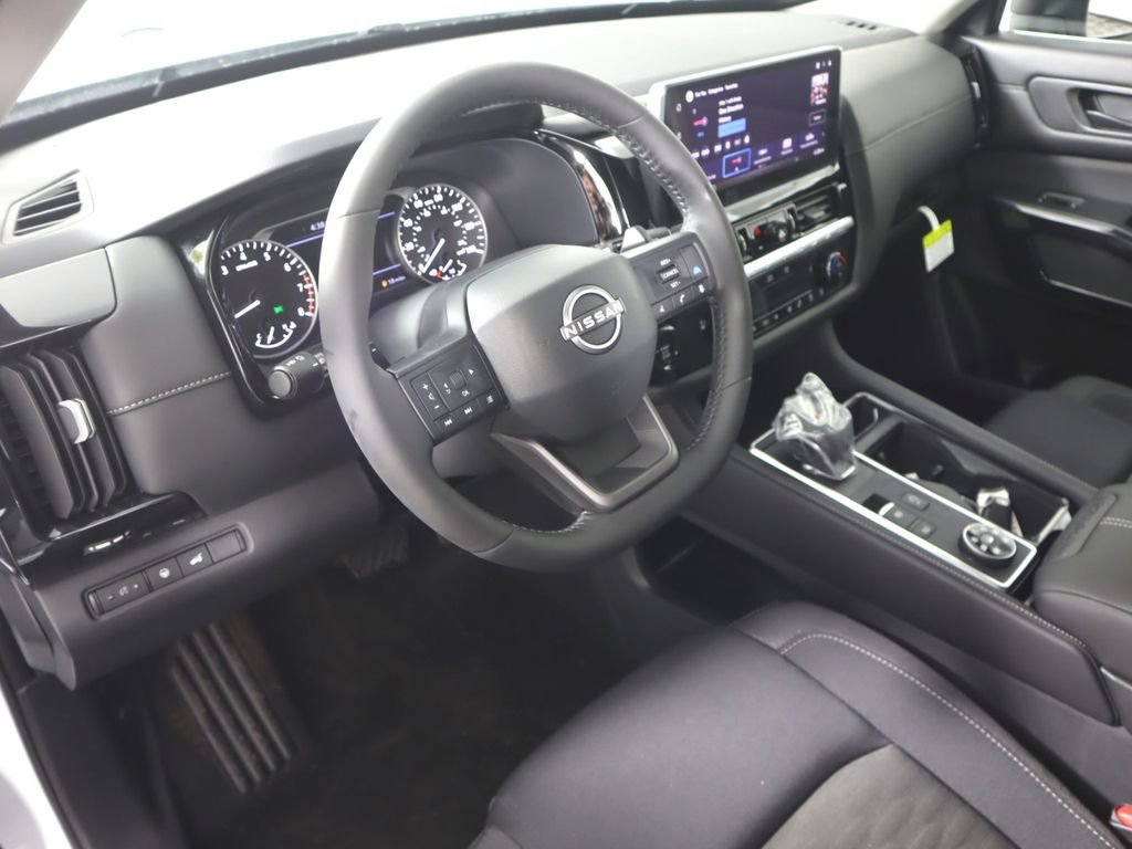New 2026 Nissan Pathfinder SV image 10