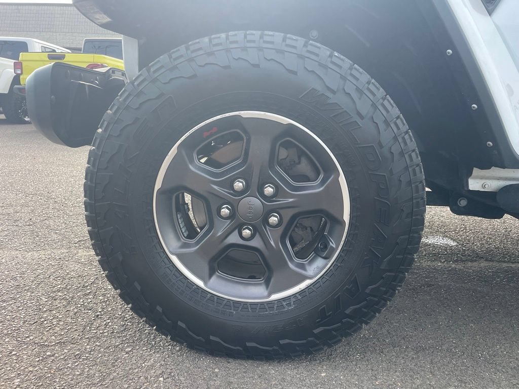 Used 2022 Jeep Gladiator Rubicon w/ Trailer Tow Package AWD/4WD image 21