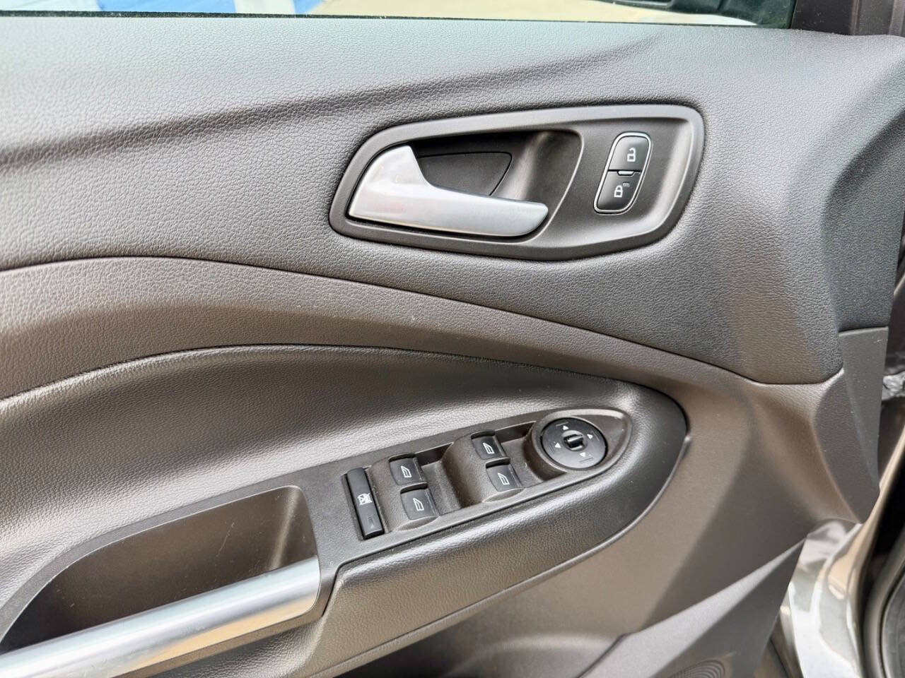 Used 2018 Ford Escape SE AWD/4WD image 25