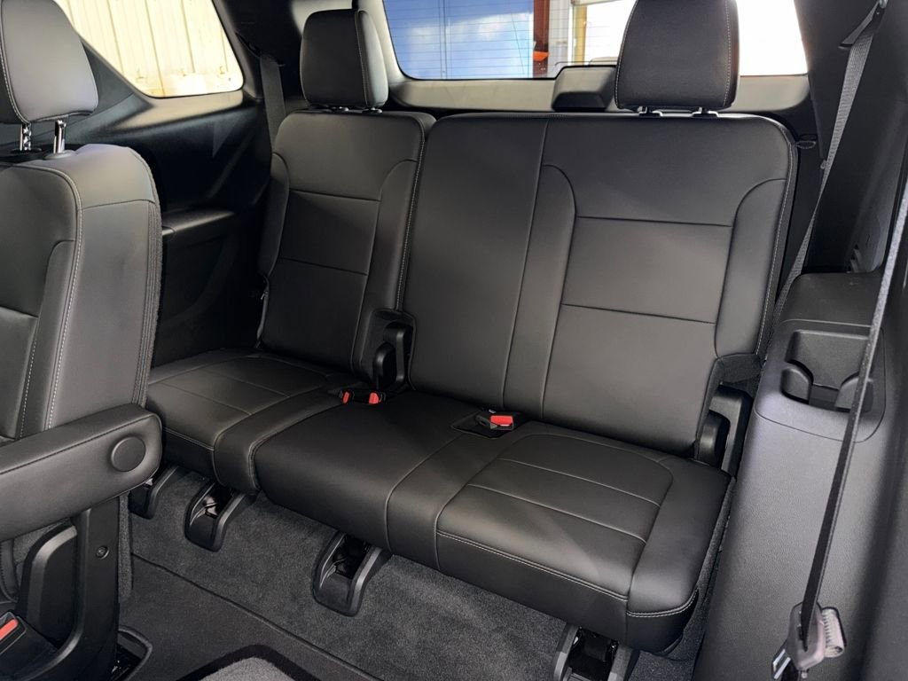 Used 2023 Chevrolet Traverse LT w/ LT Premium Package image 17