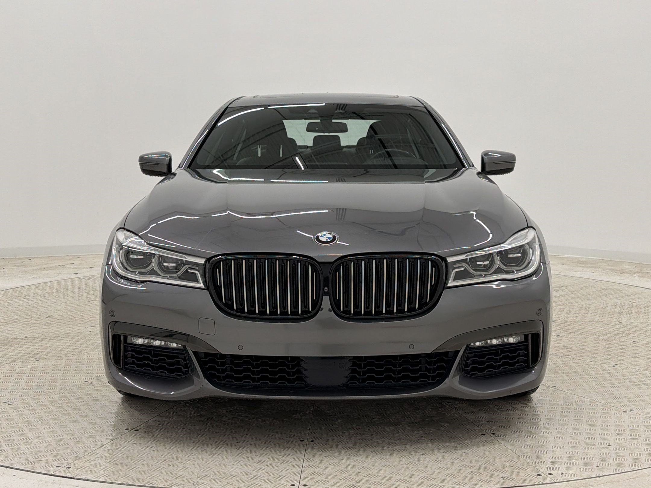 Used 2016 BMW 750i xDrive AWD/4WD image 6
