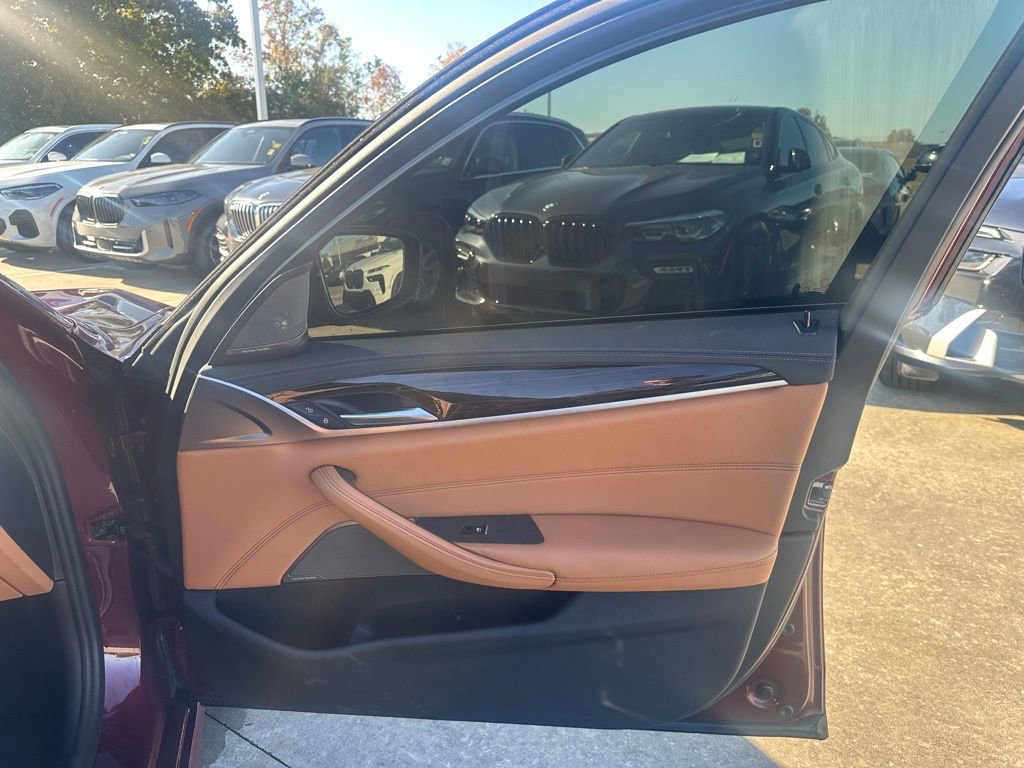 Used 2023 BMW 530i w/ M Sport Package image 26