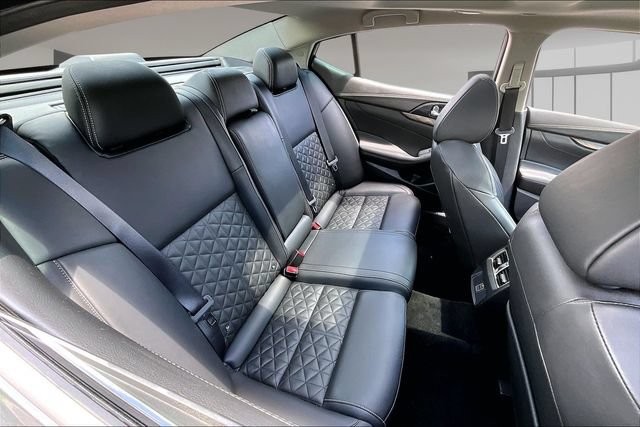 Used 2018 Nissan Maxima Platinum FWD image 24