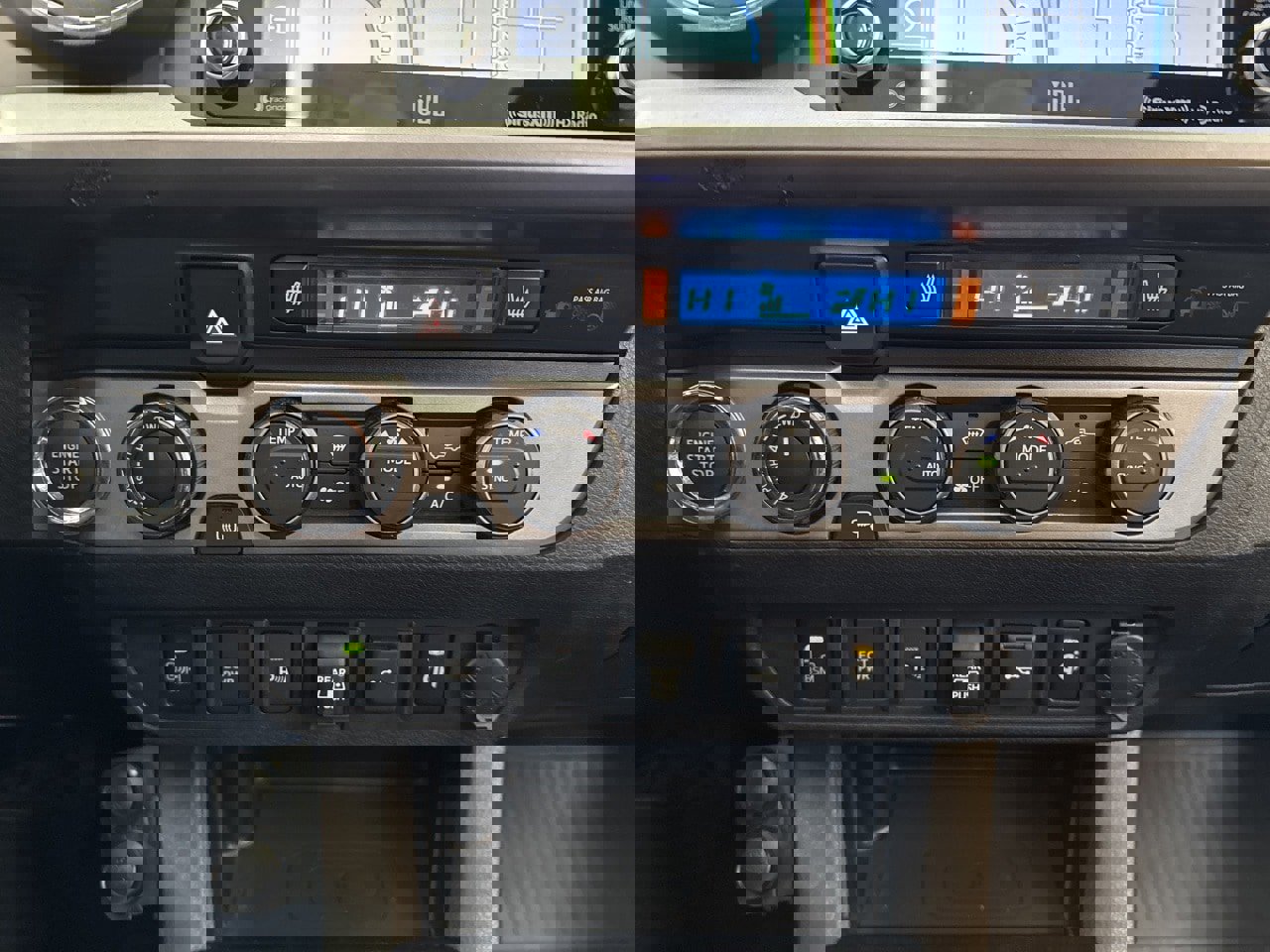 Certified 2021 Toyota Tacoma Limited image 29