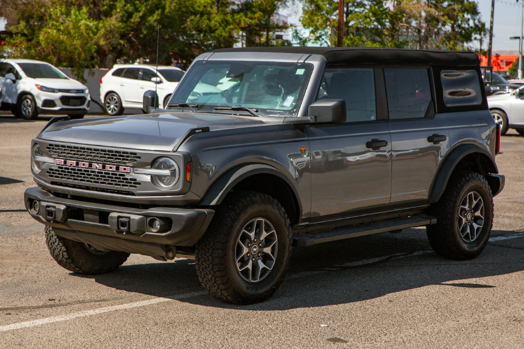 Used 2023 Ford Bronco Badlands AWD/4WD image 9