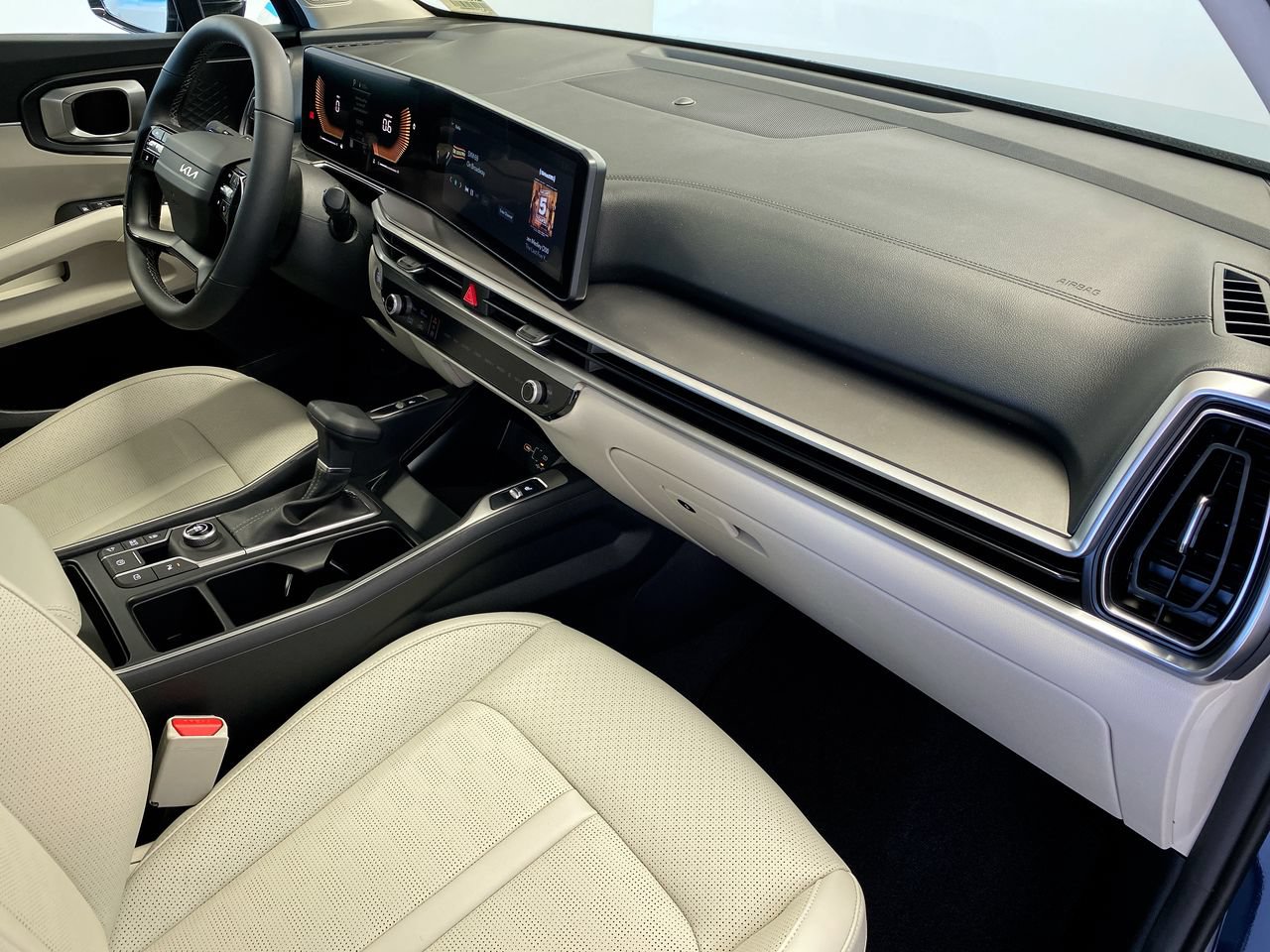 New 2026 Kia Sorento S FWD image 30