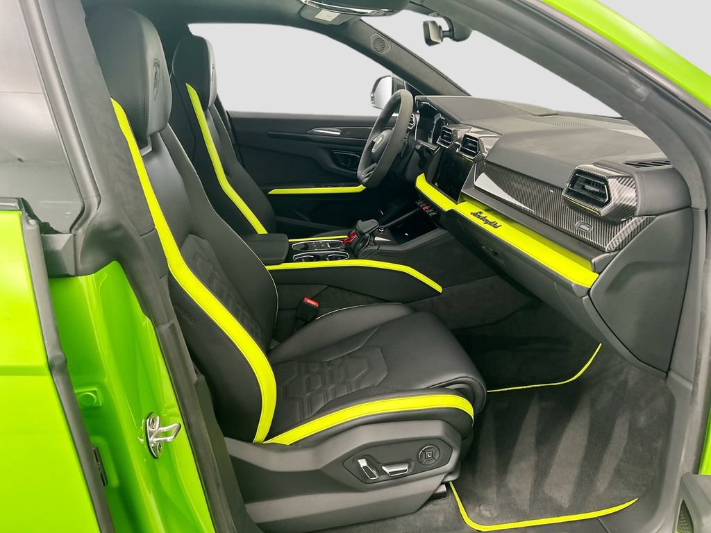 Used 2025 Lamborghini Urus SE AWD/4WD image 19