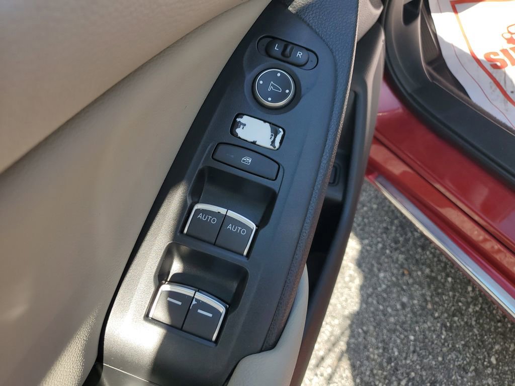 Used 2018 Honda Accord EX-L image 18