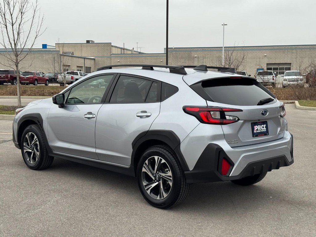 Used 2024 Subaru Crosstrek 2.0i Premium image 3
