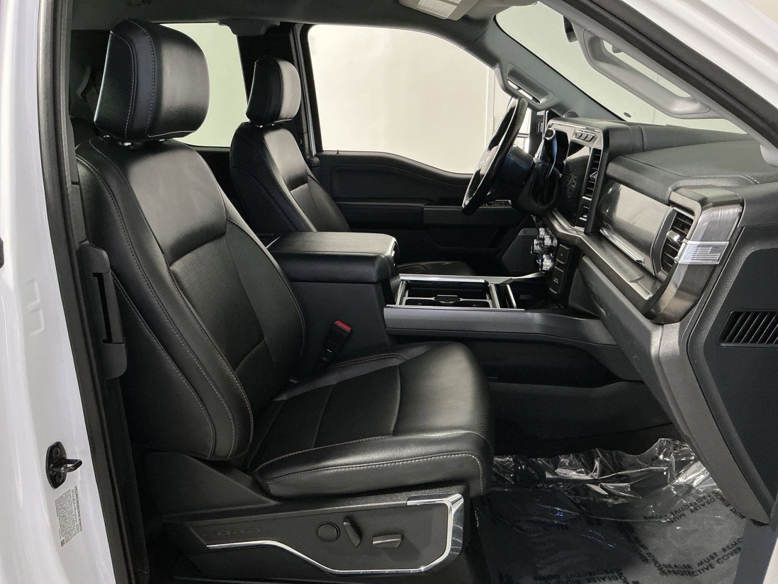 Used 2023 Ford F350 Lariat w/ Sport Appearance Package image 32