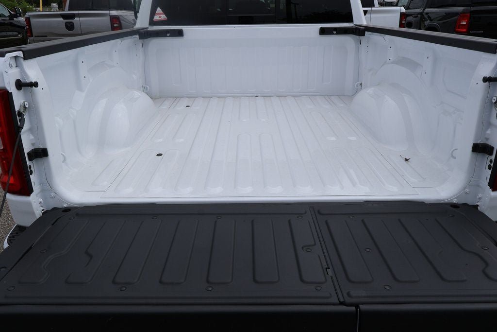 Used 2025 RAM 1500 Big Horn AWD/4WD image 6