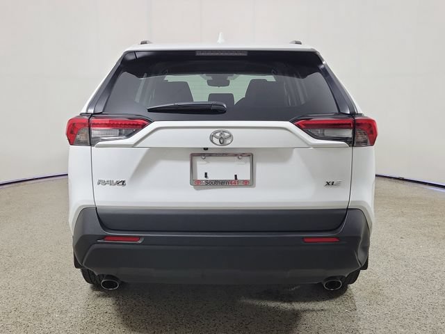 Used 2025 Toyota RAV4 XLE FWD image 6