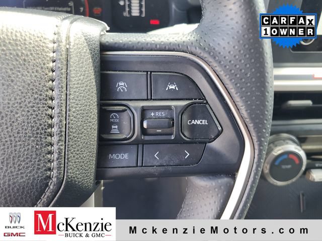 Used 2025 Toyota 4Runner SR5 RWD image 12