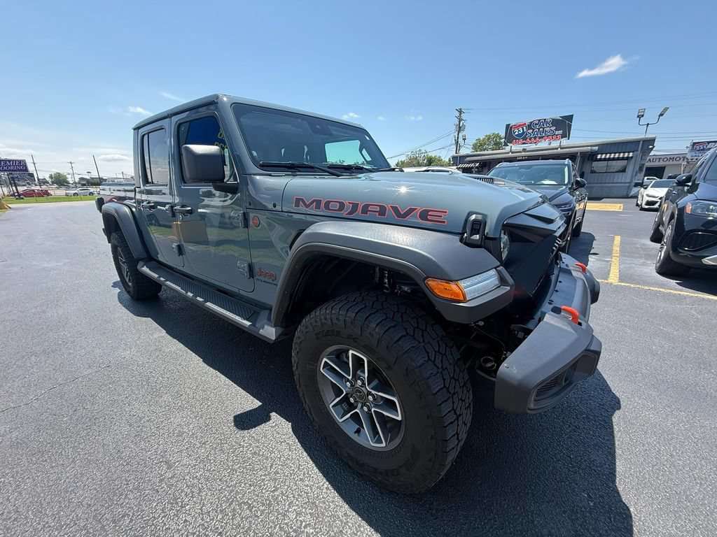 Used 2024 Jeep Gladiator Mojave w/ Convenience Group AWD/4WD image 1