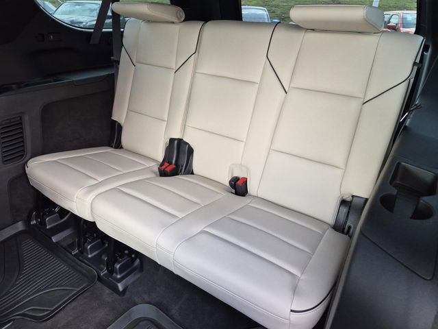 Used 2023 Cadillac Escalade ESV Sport w/ Touring Package image 28