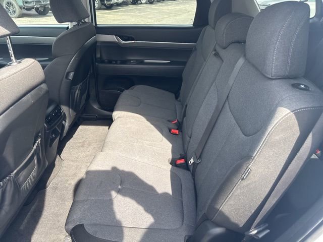 Used 2023 Hyundai Palisade SE image 34