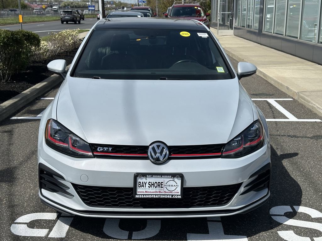 Used 2018 Volkswagen GTI SE FWD image 4