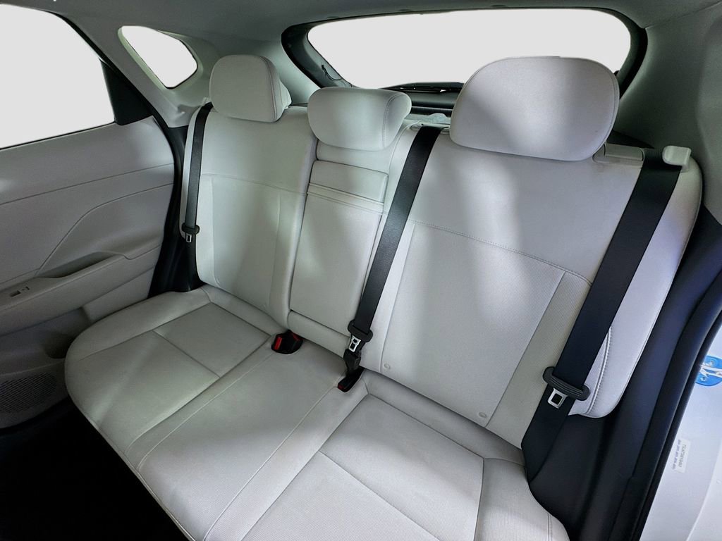 Used 2025 Hyundai Kona SEL FWD image 24