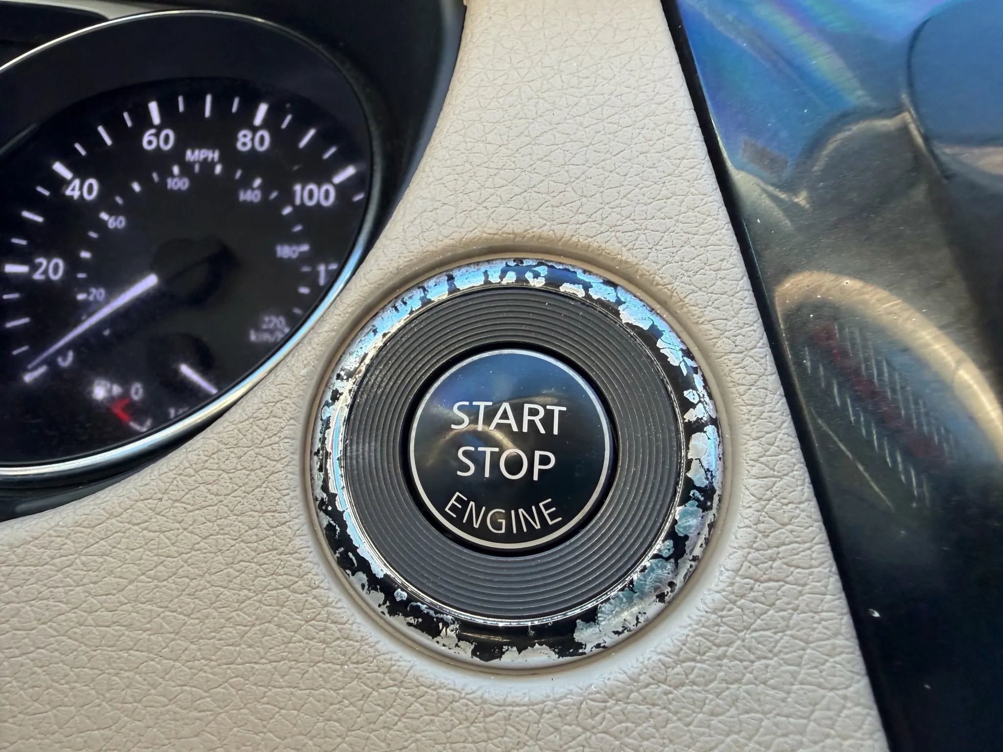 Used 2014 Nissan Rogue SL w/ SL Premium Package image 20