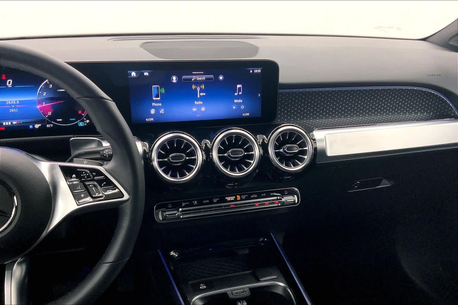 Used 2026 Mercedes-Benz GLB 250 image 25