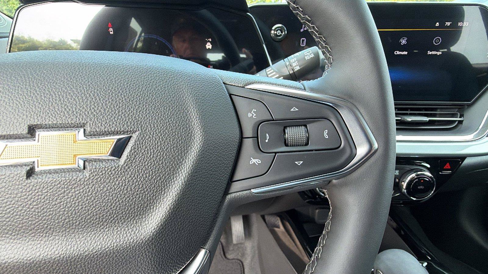 New 2026 Chevrolet Trax LT w/ Driver Confidence Package FWD image 22