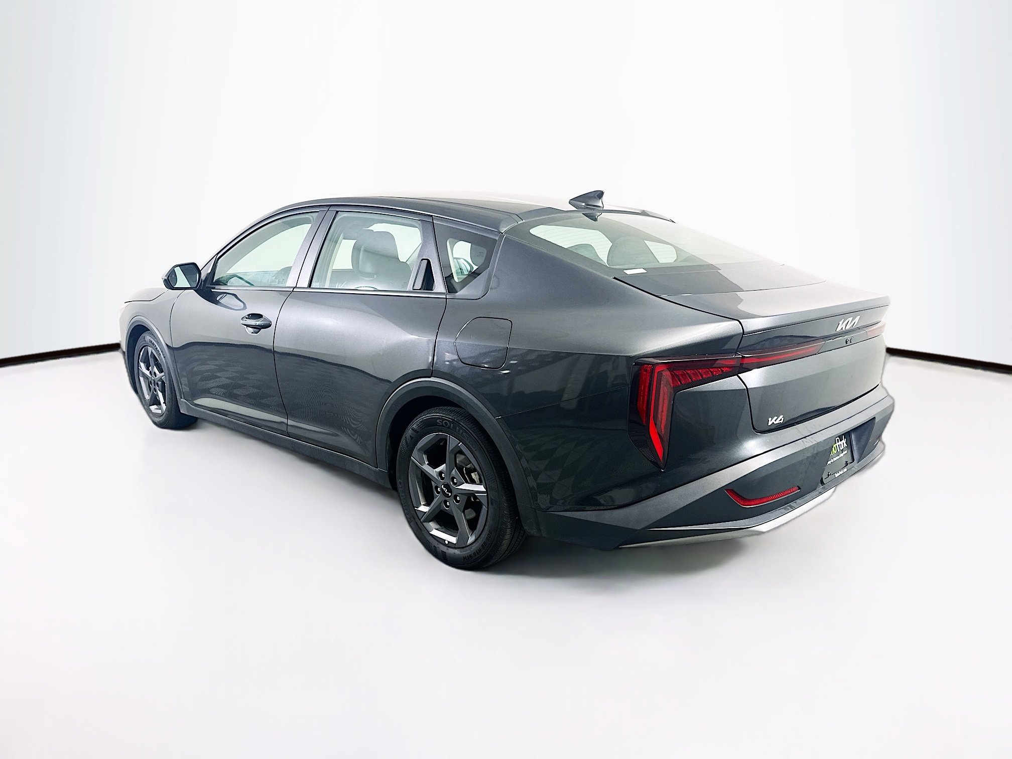 Used 2025 Kia K4 LXS image 5