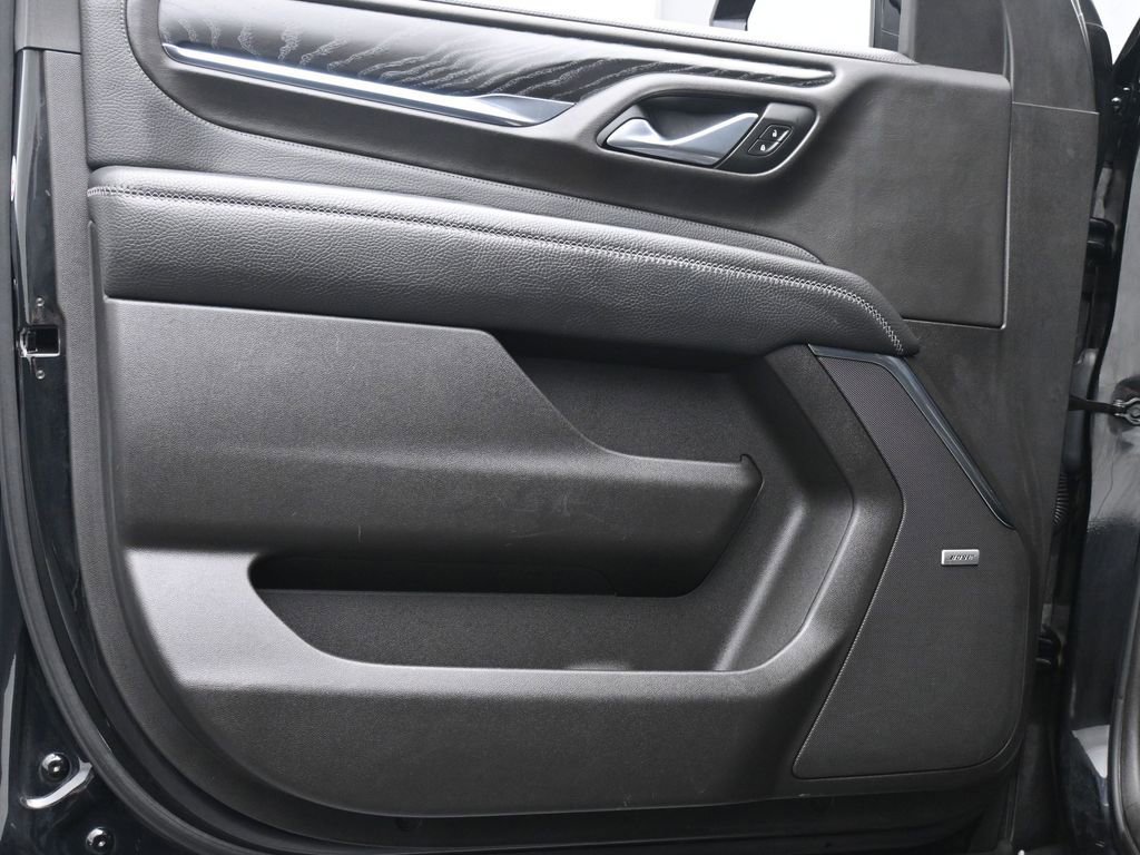 Used 2021 GMC Yukon Denali AWD/4WD image 9