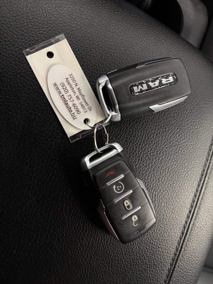 Used 2022 RAM 1500 Big Horn AWD/4WD image 40