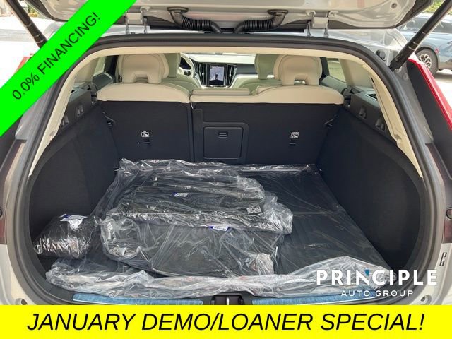 New 2026 Volvo V60 B5 Cross Country Plus w/ Protection Package Premier image 29