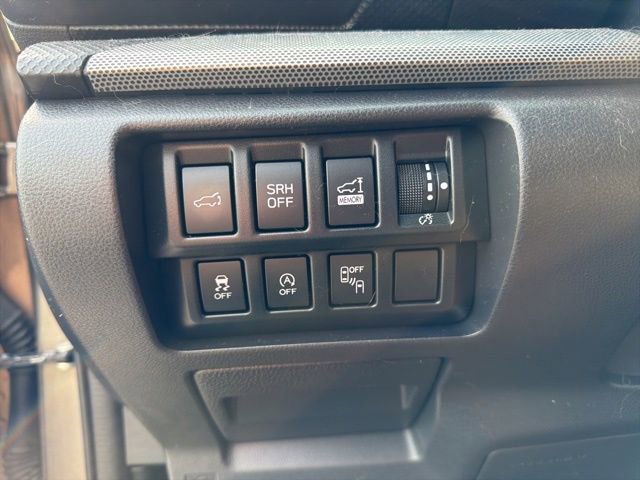 Used 2019 Subaru Forester Limited w/ Popular Package #3 image 23