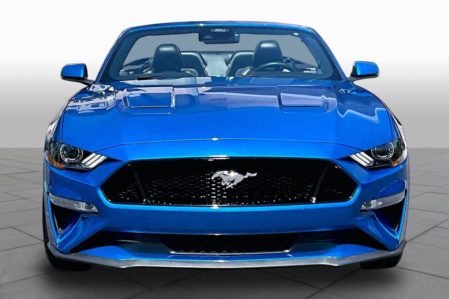 Used 2021 Ford Mustang GT Premium w/ Equipment Group 401A image 4