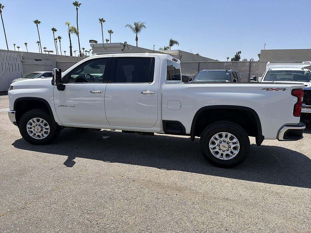 Used 2024 Chevrolet Silverado 2500 LTZ AWD/4WD image 8