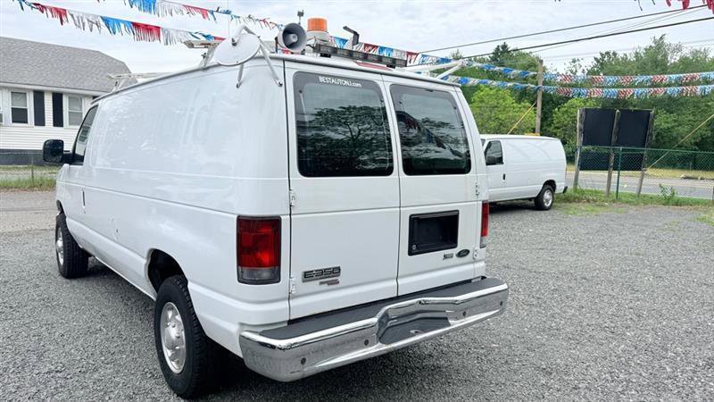 Used 2013 Ford E-350 and Econoline 350 Super Duty w/ Commercial Cargo Van Pkg RWD image 3
