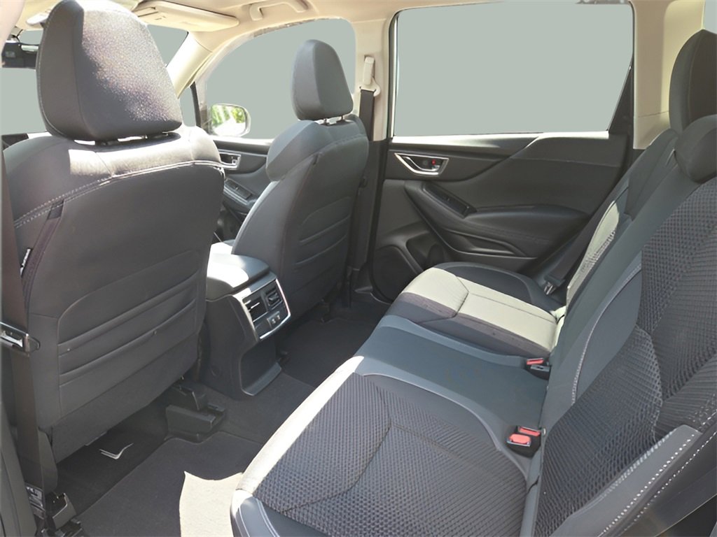 Used 2023 Subaru Forester Premium image 14