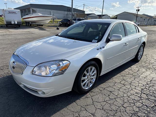 Used 2011 Buick Lucerne CXL w/ Driver Confidence Package image 3