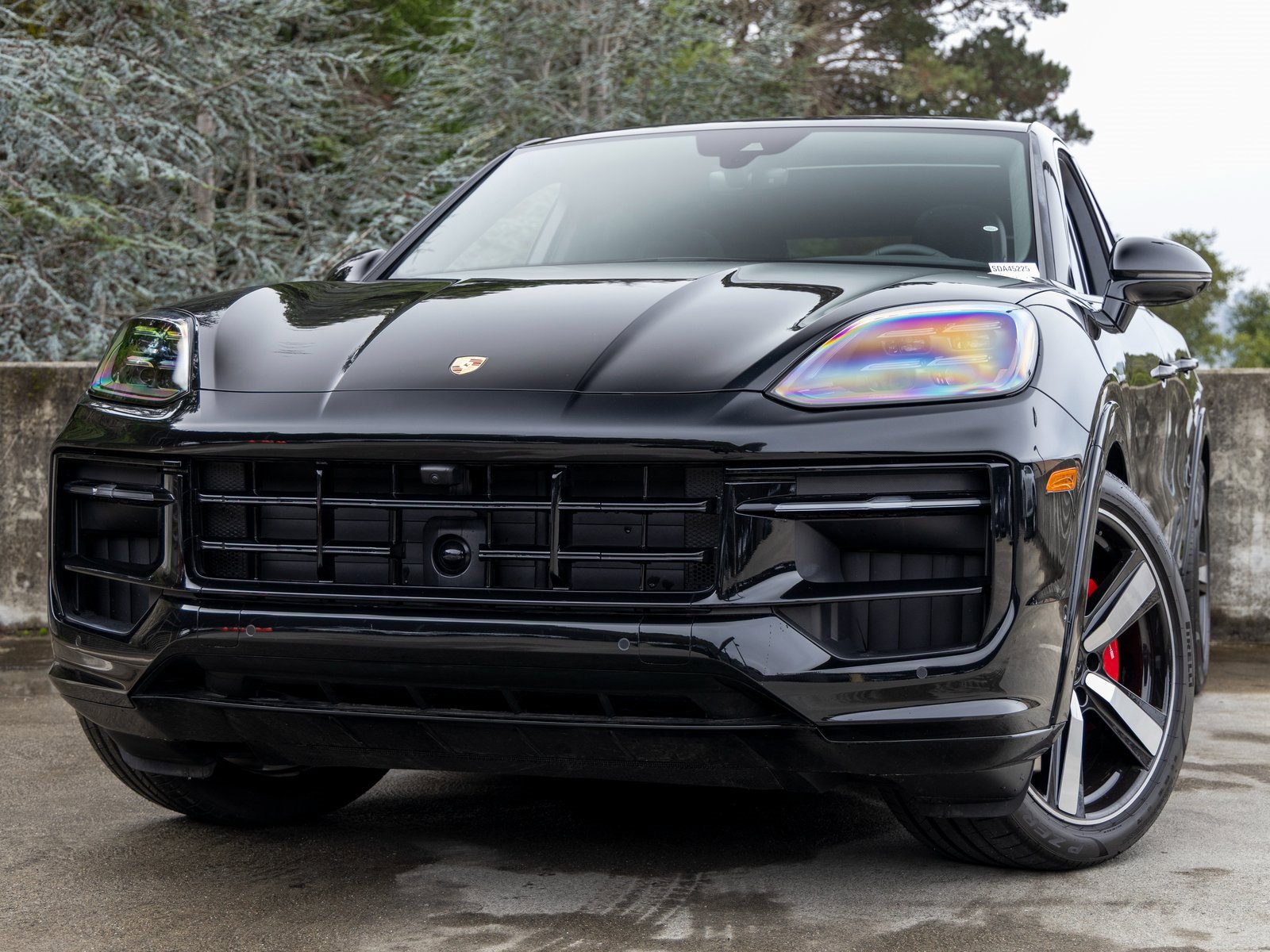 New 2025 Porsche Cayenne GTS image 7