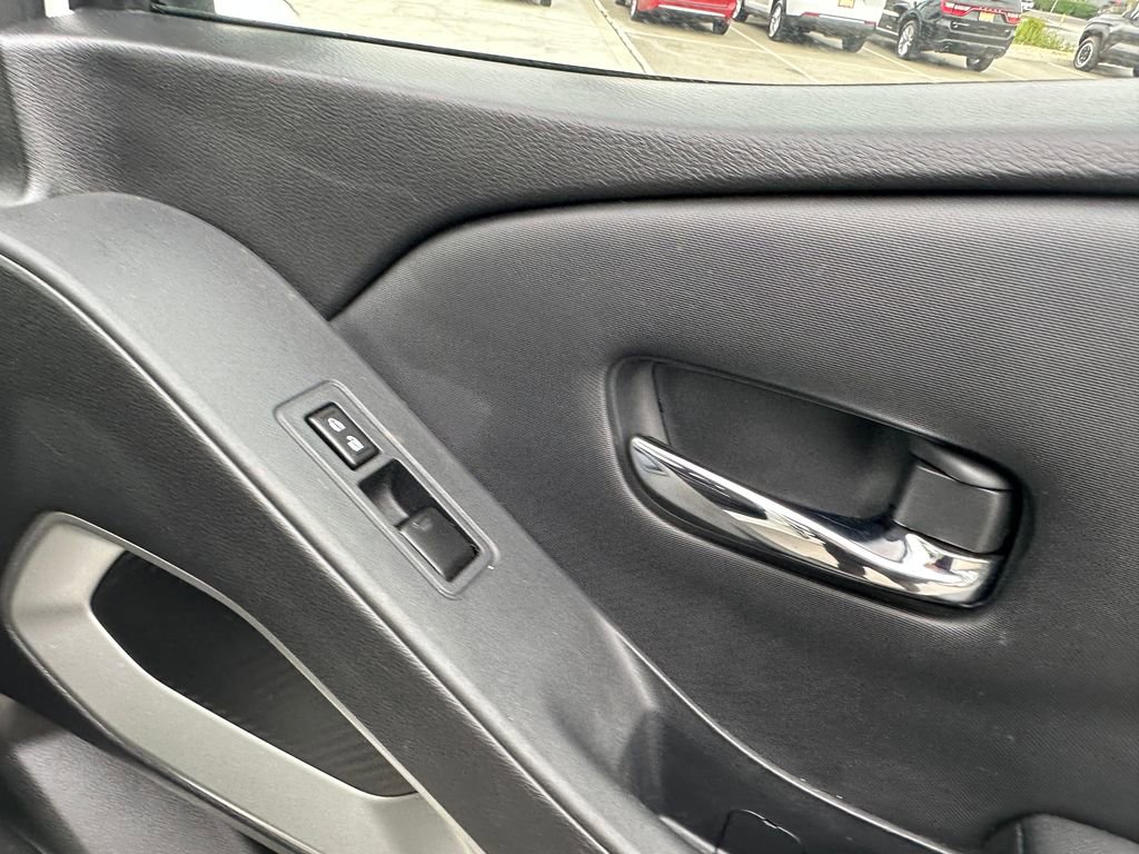 Used 2022 Nissan Frontier SV image 14