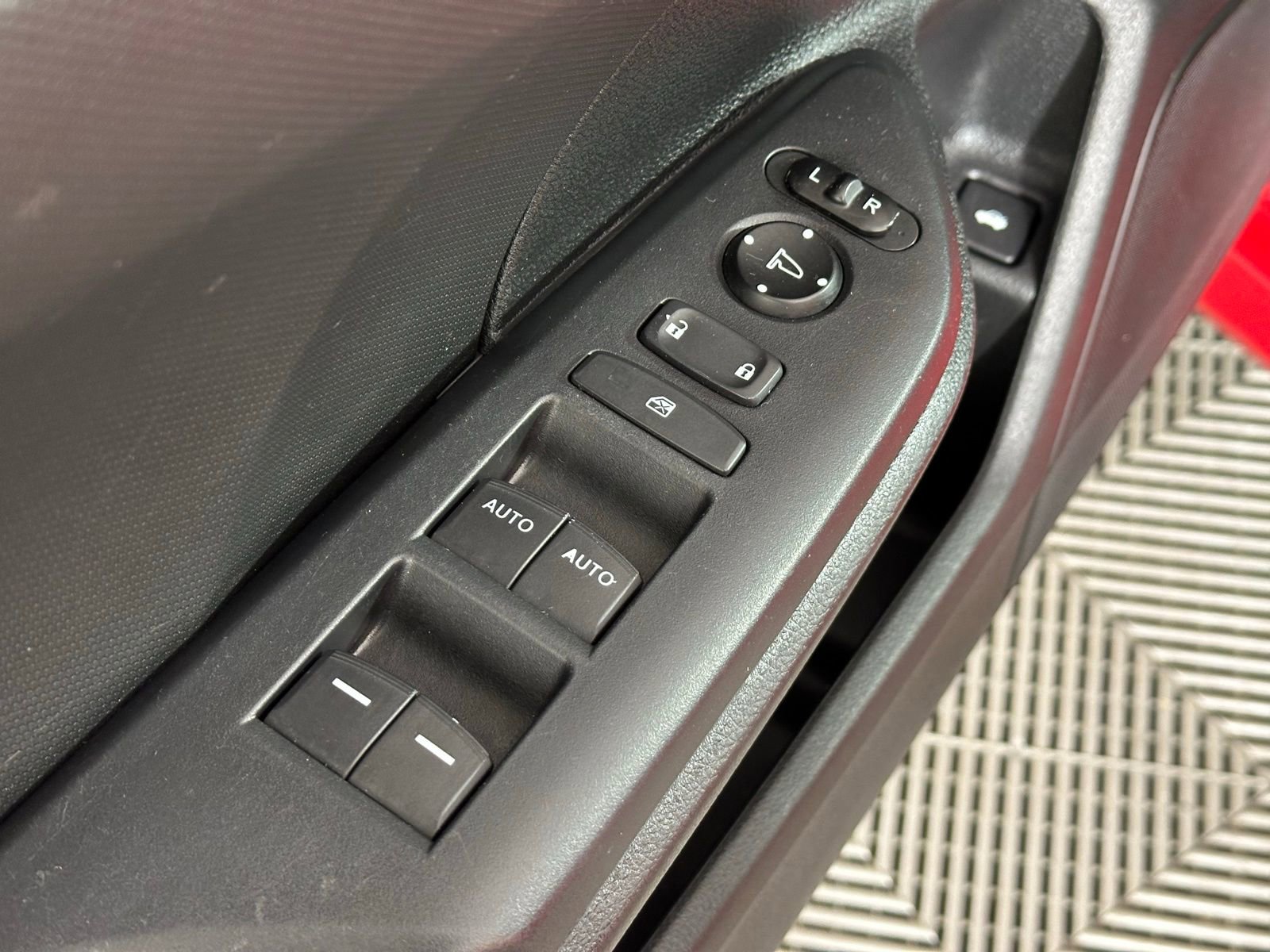 Used 2020 Honda Civic Sport image 28