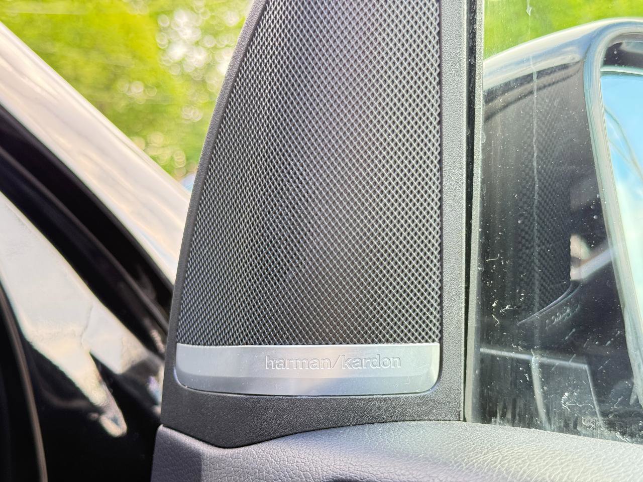 Used 2015 Mercedes-Benz ML 350 4MATIC w/ Premium 1 Package image 46