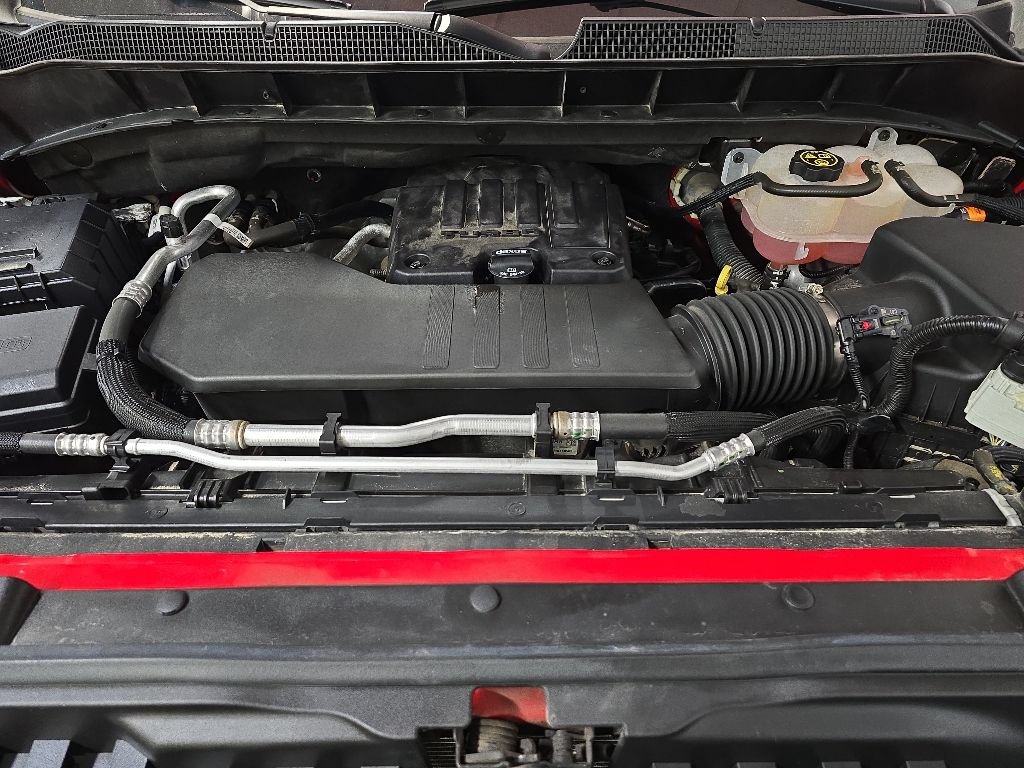 Used 2023 Chevrolet Silverado 1500 Custom AWD/4WD image 12