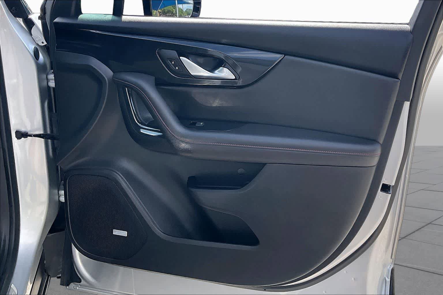 Used 2022 Chevrolet Blazer RS w/ Enhanced Convenience Package FWD image 22