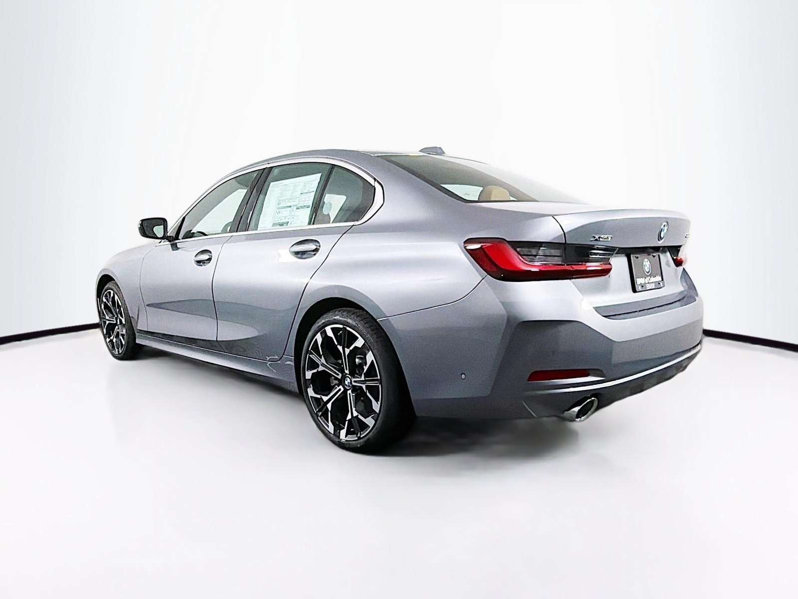 New 2026 BMW 330i xDrive Sedan w/ Premium Package AWD/4WD image 5