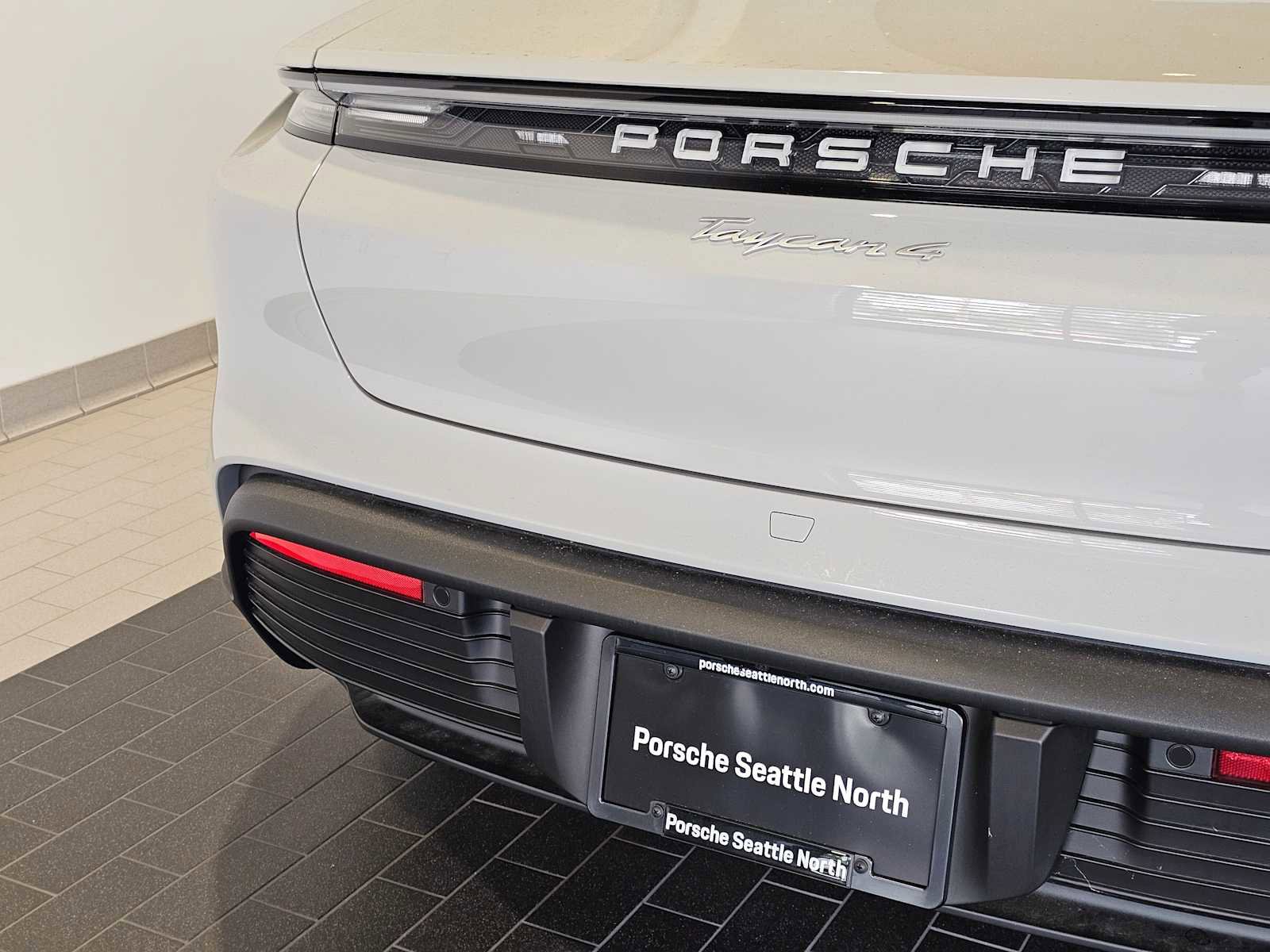 New 2025 Porsche Taycan image 17