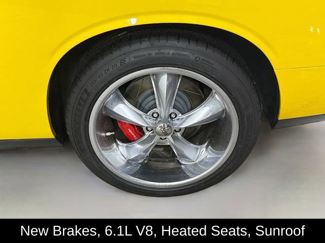 Used 2010 Dodge Challenger SRT8 w/ Special Edition Group image 31