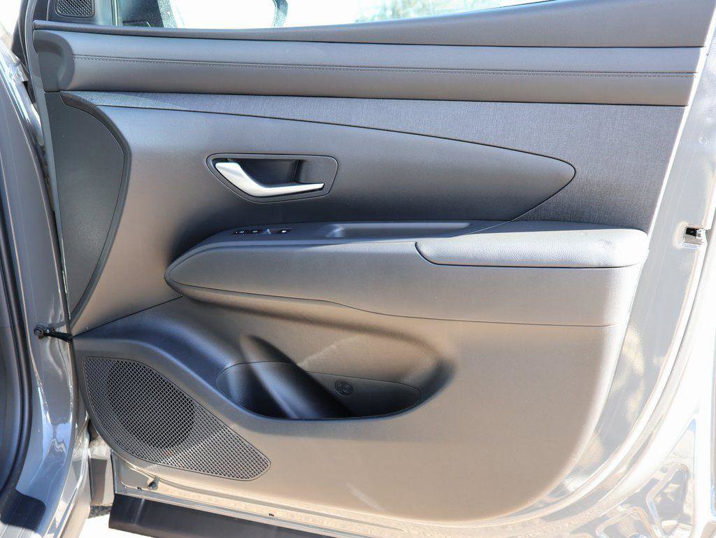 New 2026 Hyundai Tucson SEL image 9