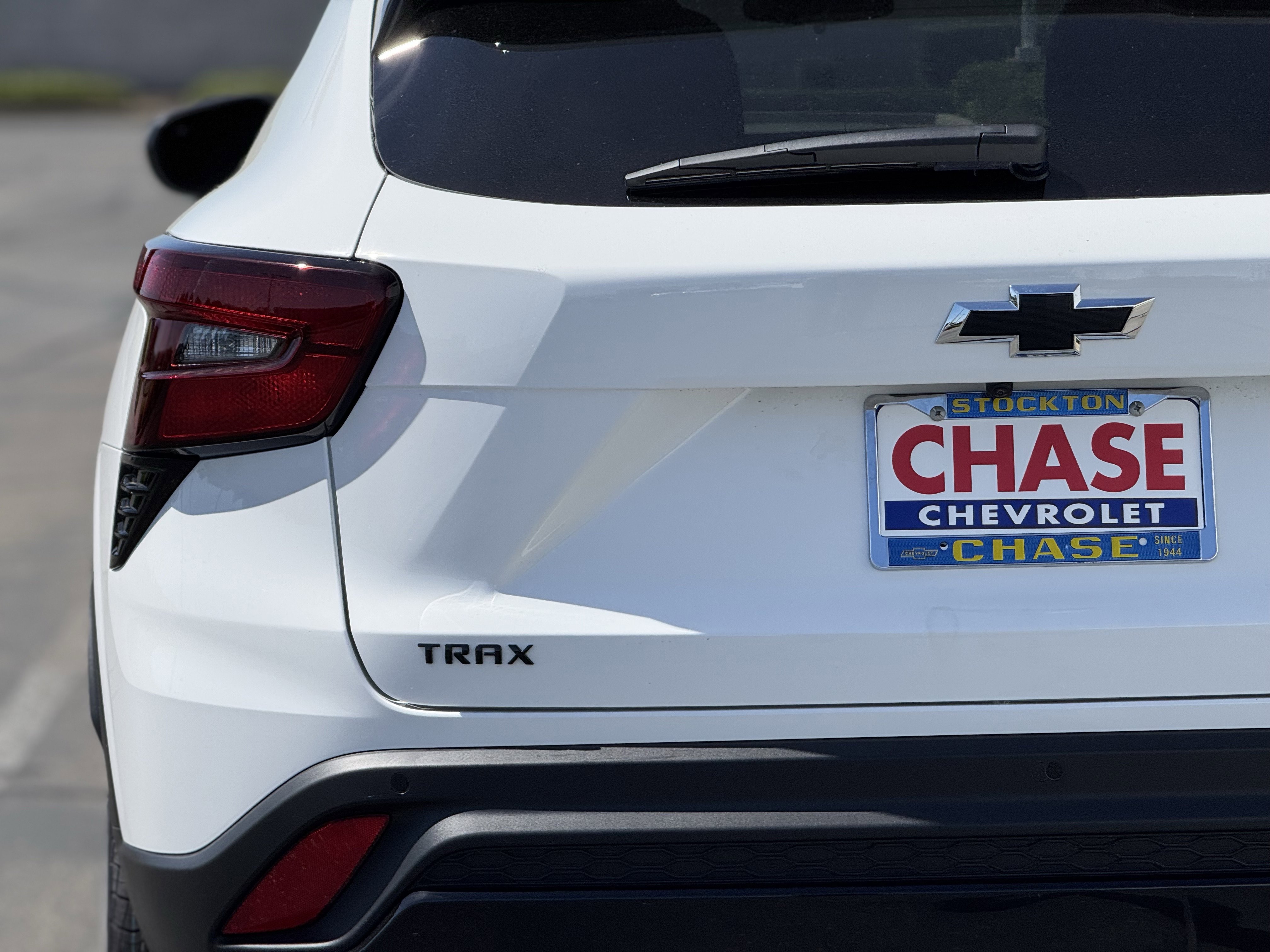 New 2026 Chevrolet Trax RS w/ Sunroof Package image 7
