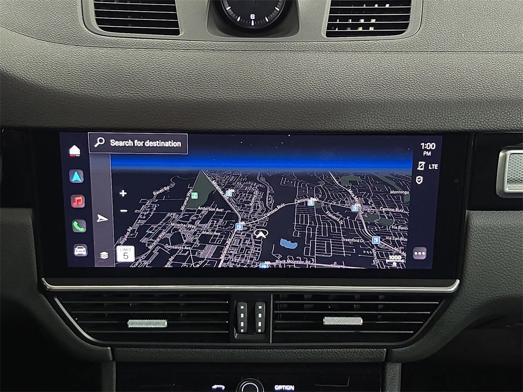 Used 2023 Porsche Cayenne Platinum Edition image 18