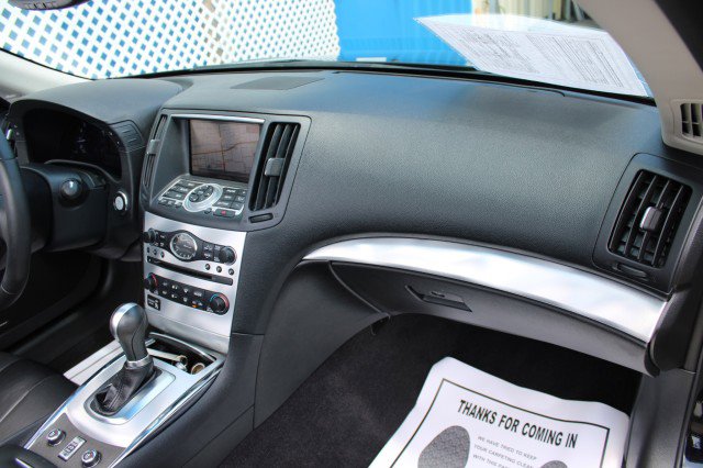 Used 2014 INFINITI Q60 Convertible w/ Premium Package RWD image 23